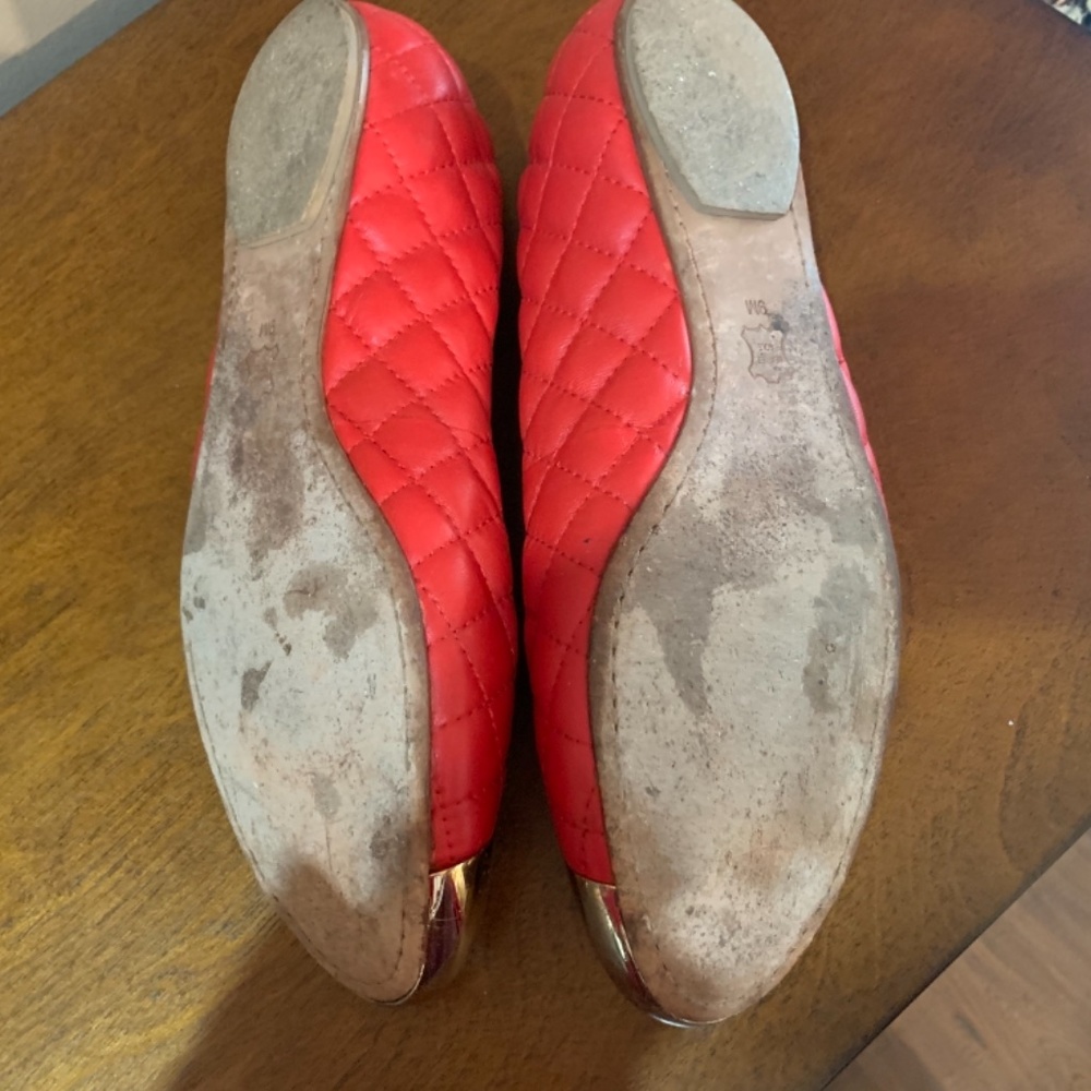 COPY - Beautiful red Tory Burch Kaitlin quilted ballet flats - Picture 7 of 13